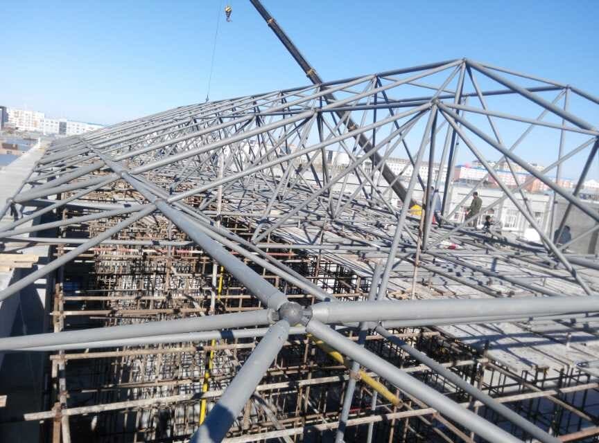 诸城商贸城屋顶网架工程
